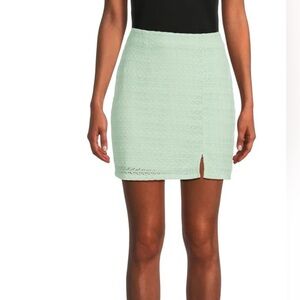 Madden NYC‎ Women's Textured Mini Skirt, Size 4X mint green NWT (B10)